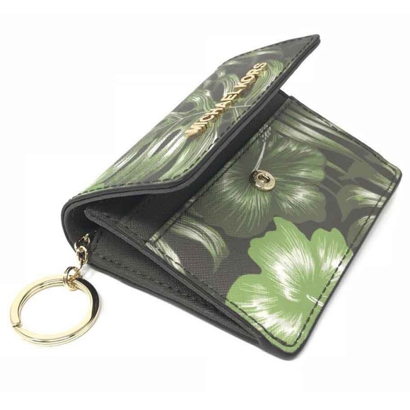 Michael Kors Jet Set Travel Palm Leaf Olive Wallet - Picture 4 of 5
